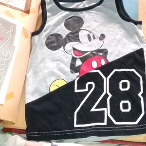 Mickey top